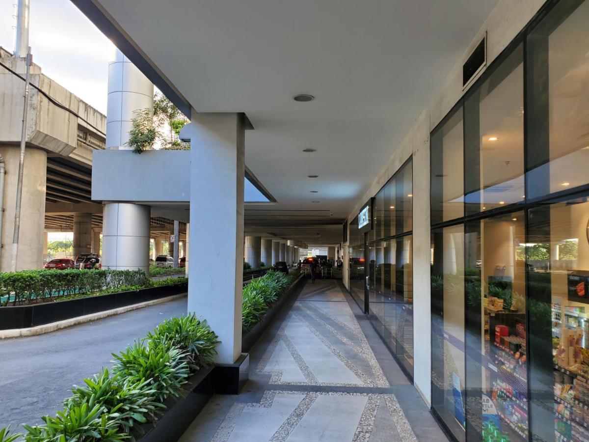 Cozyvilla At 81 Newport Blvd Walk To Naia T3 Marriott & Resorts World Casino & Newport Mall For 5 Pax Free Parking!!!! Pasay Zewnętrze zdjęcie