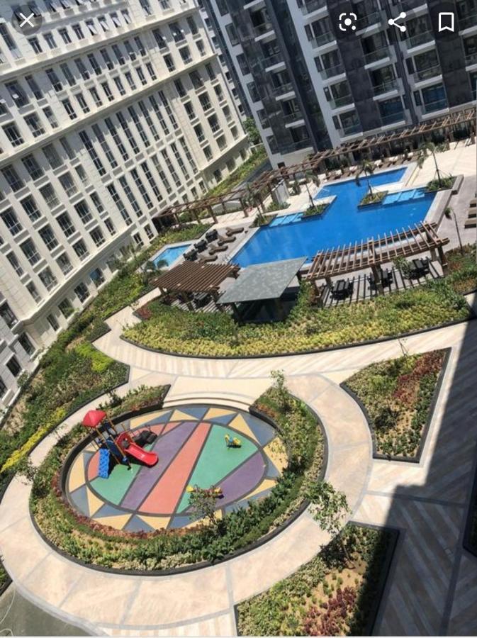 Cozyvilla At 81 Newport Blvd Walk To Naia T3 Marriott & Resorts World Casino & Newport Mall For 5 Pax Free Parking!!!! Pasay Zewnętrze zdjęcie